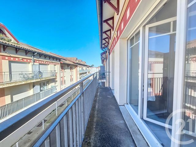 Appartement F3 à louer - 3 pièces - 56.66 m2 - GUJAN MESTRAS - 33 - AQUITAINE - Century 21 Duprat Donnesse